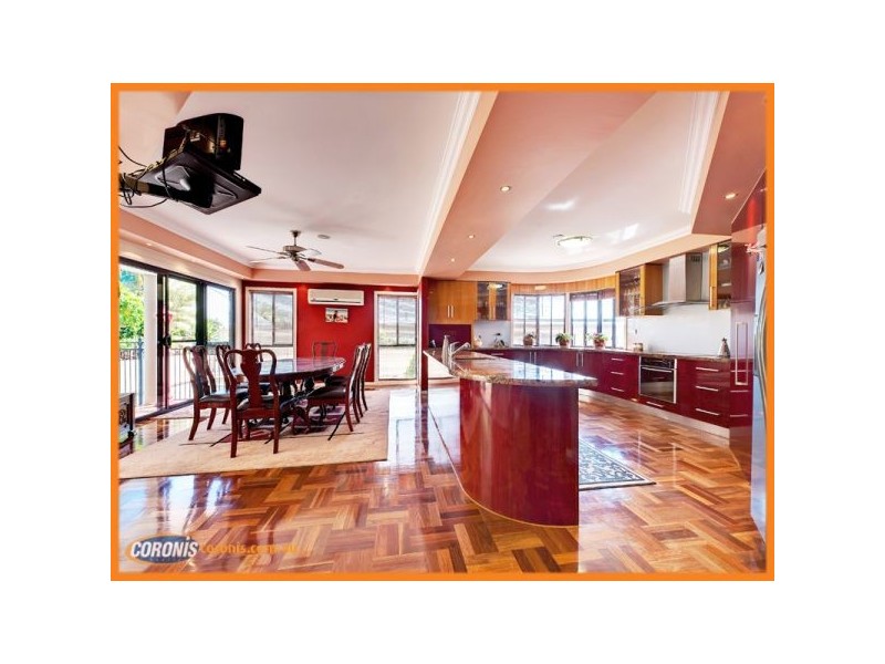 30 Ballah Crescent, Highland Park QLD 4211