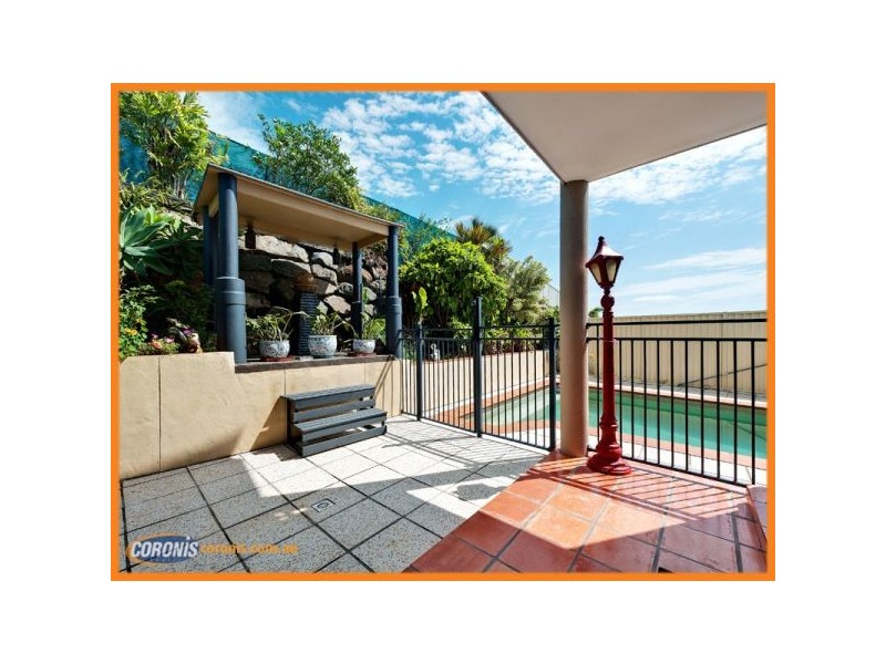 30 Ballah Crescent, Highland Park QLD 4211