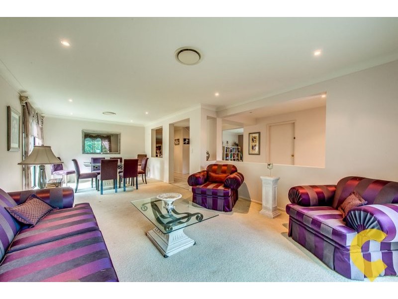 2 Palmetto Place, Bridgeman Downs QLD 4035