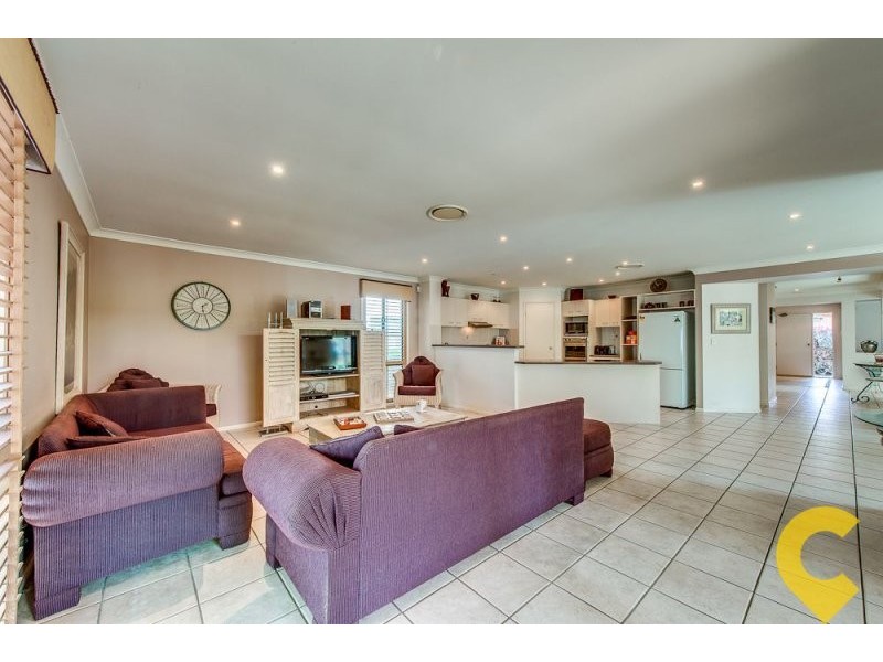 2 Palmetto Place, Bridgeman Downs QLD 4035