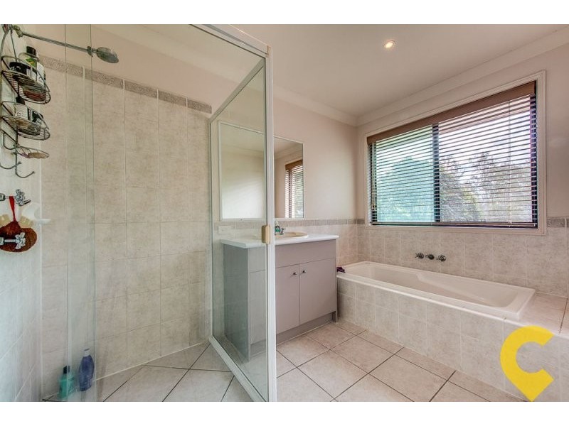 2 Palmetto Place, Bridgeman Downs QLD 4035