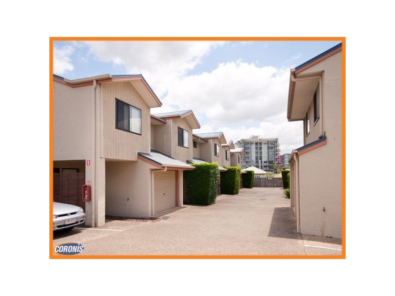 2/23 Kingsmill Street, Chermside QLD 4032