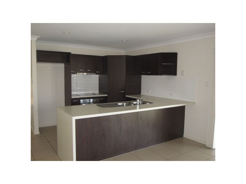8 Bluegrass Place, Morayfield QLD 4506