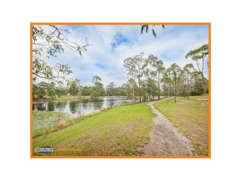 30 Ginger Rogers Road, Maudsland QLD 4210