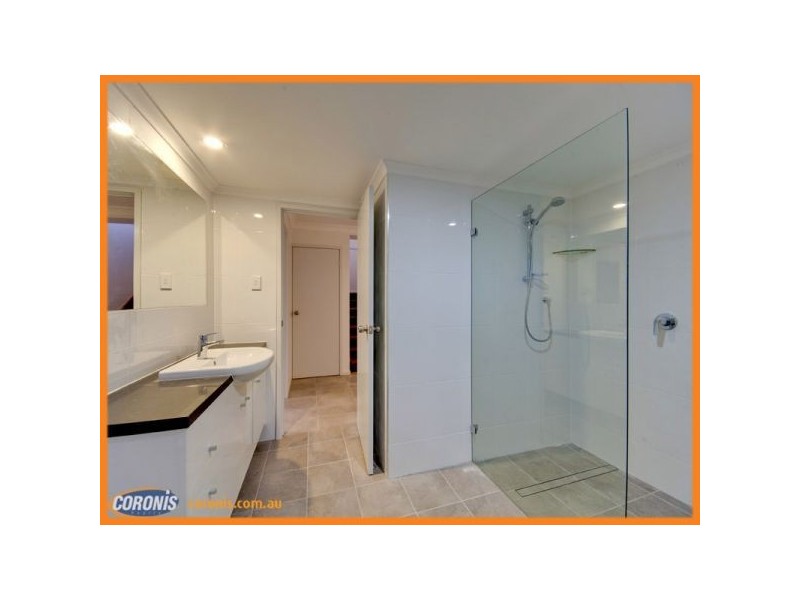 37 Gilmour Street, Chermside West QLD 4032