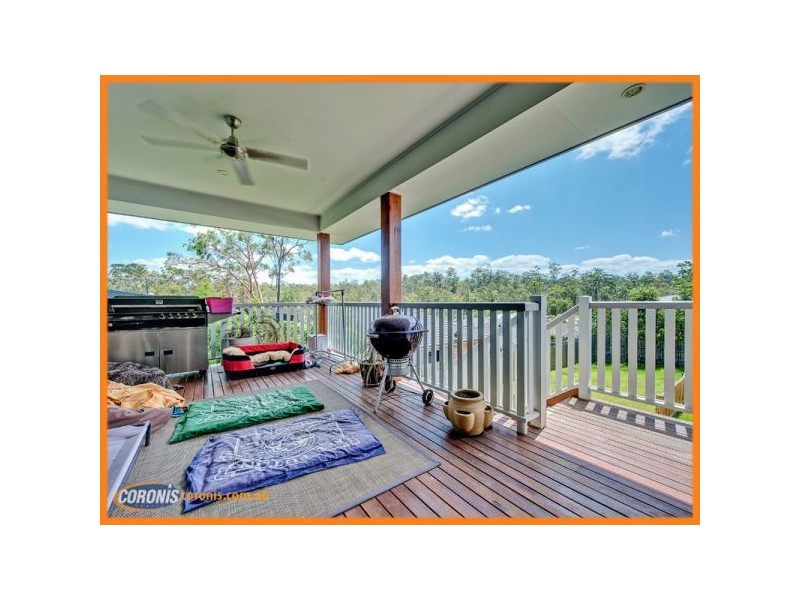 8 Shallow Bay Drive, Springfield Lakes QLD 4300