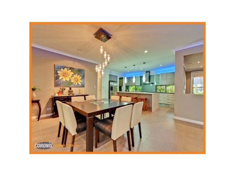 2 Meredith Street, Eight Mile Plains QLD 4113