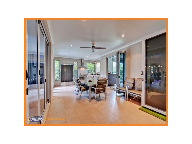 2 Meredith Street, Eight Mile Plains QLD 4113