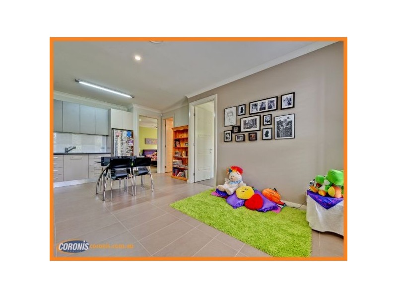 2 Meredith Street, Eight Mile Plains QLD 4113