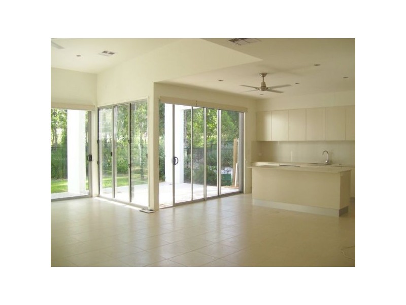 15/30 Oakview Circuit, Brookwater QLD 4300