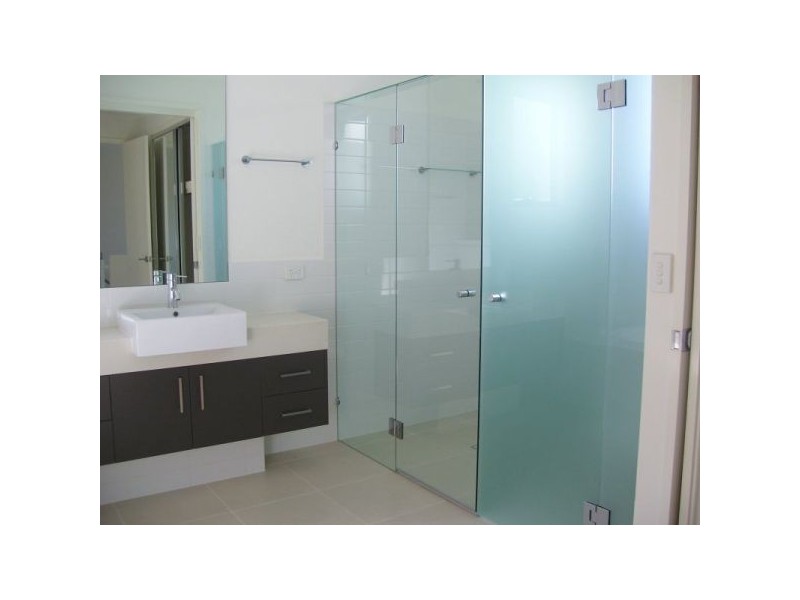 15/30 Oakview Circuit, Brookwater QLD 4300