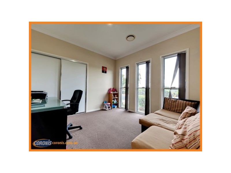 49 Summit Drive, Springfield Lakes QLD 4300