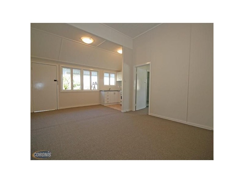 2/18 Norman Street, Wooloowin QLD 4030