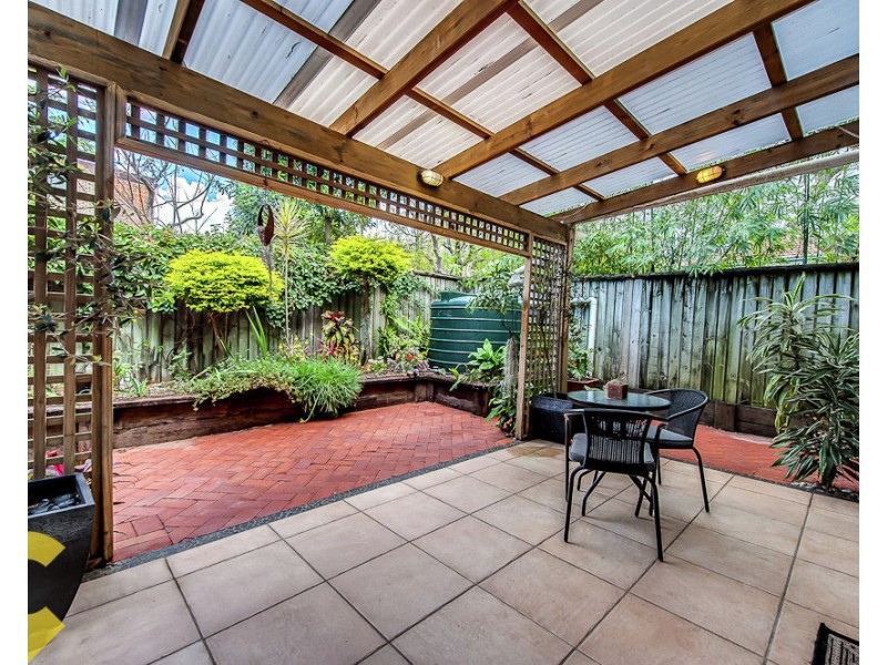 2/88 Brookfield Road., Kedron QLD 4031