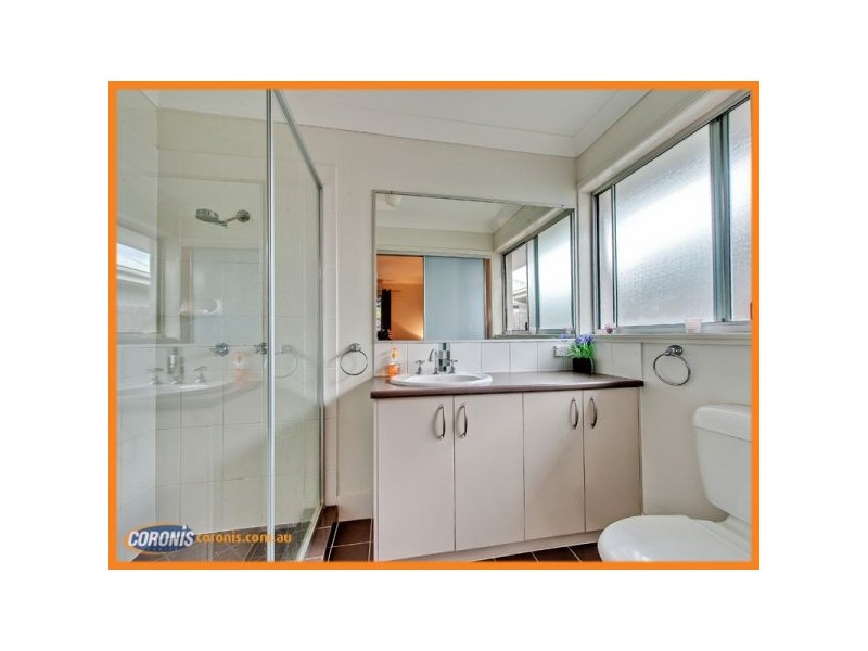47 Creekside Drive, Springfield Lakes QLD 4300