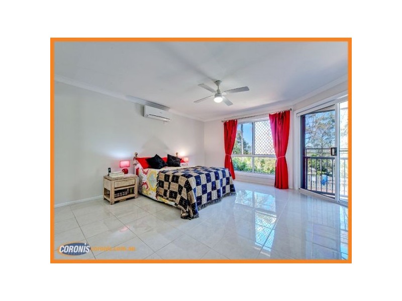 32 Clarence Drive, Helensvale QLD 4212