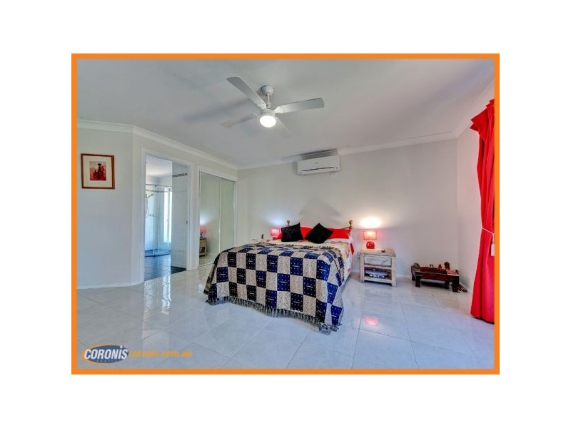 32 Clarence Drive, Helensvale QLD 4212