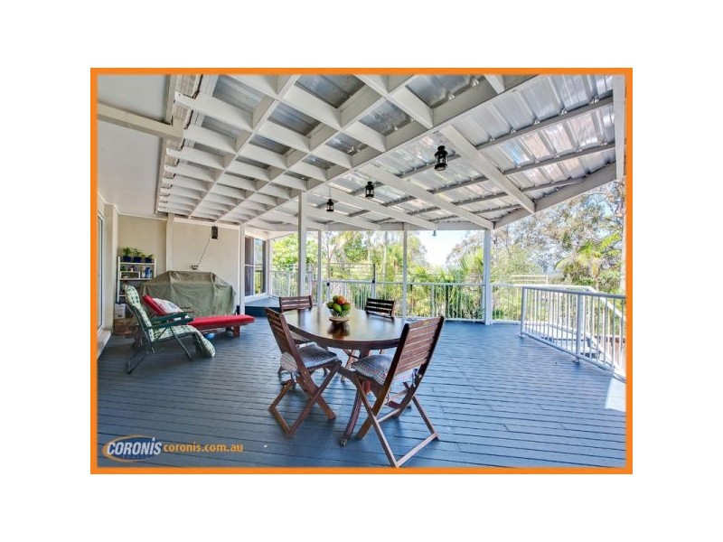 32 Clarence Drive, Helensvale QLD 4212