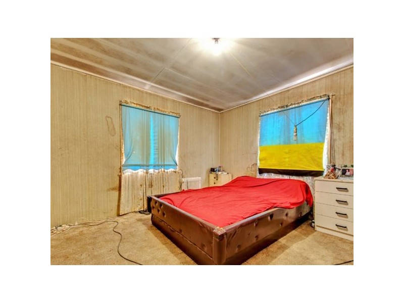 15 Floyd Street, Woodridge QLD 4114