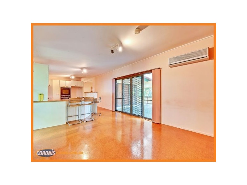 14 Newell Street, Stafford Heights QLD 4053