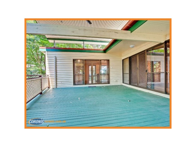 14 Newell Street, Stafford Heights QLD 4053