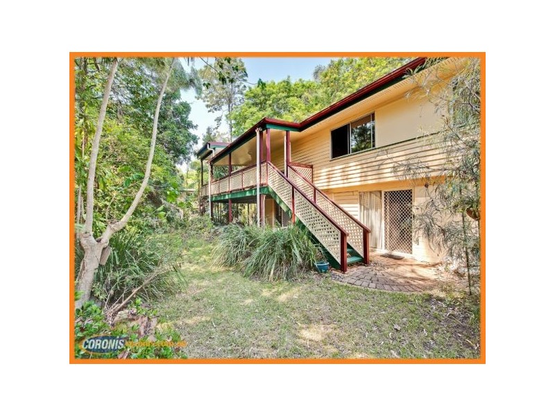 14 Newell Street, Stafford Heights QLD 4053