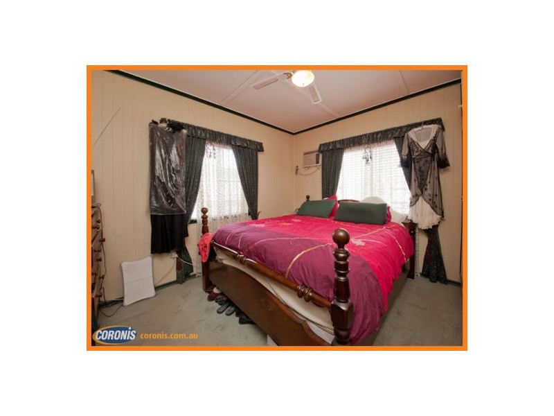 89 Raceview Avenue, Hendra QLD 4011