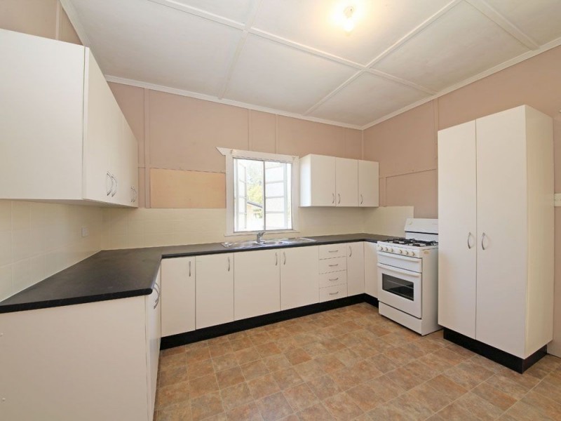 38 Nearra Street, Deagon QLD 4017