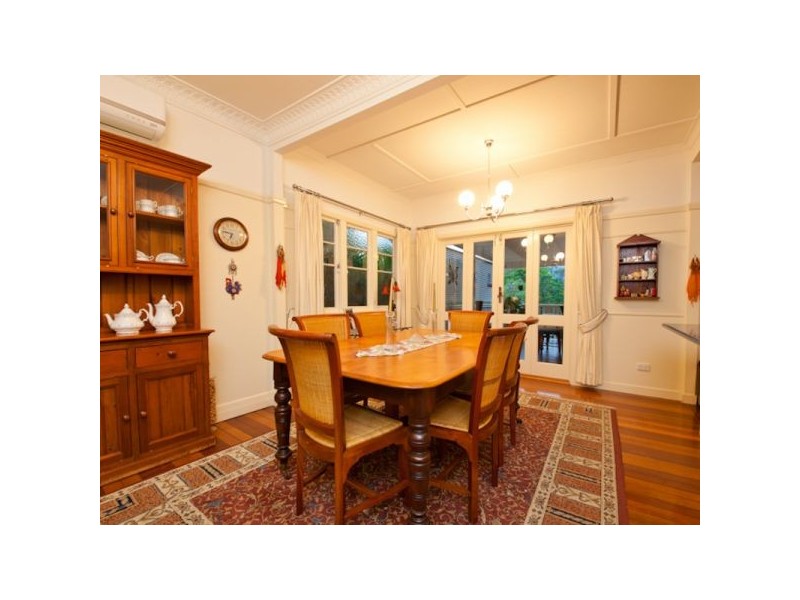 42 Piddington Street, Ashgrove QLD 4060