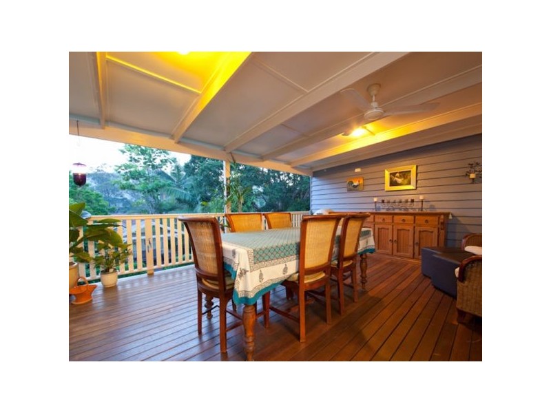 42 Piddington Street, Ashgrove QLD 4060