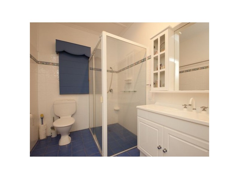 42 Piddington Street, Ashgrove QLD 4060