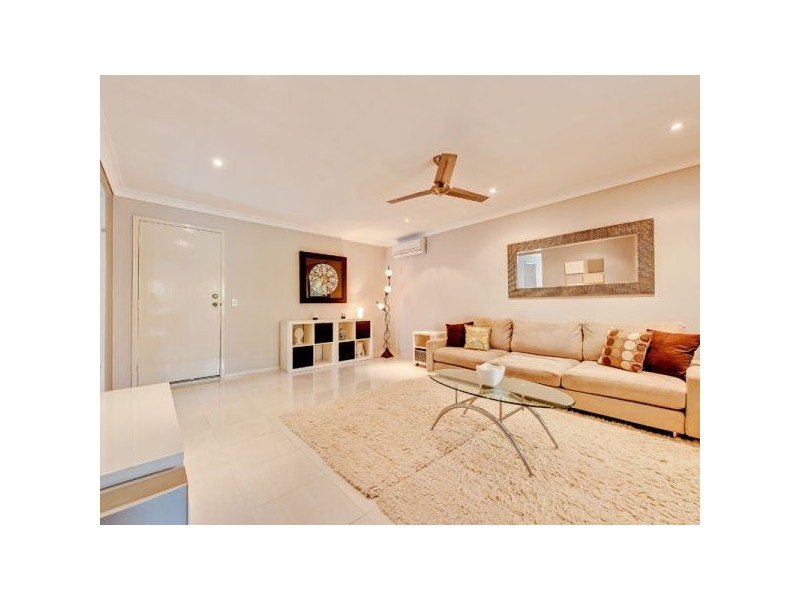 3 Tannadice Court, Regents Park QLD 4118