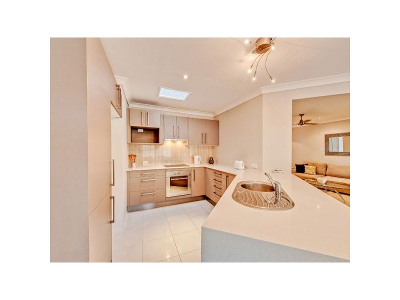 3 Tannadice Court, Regents Park QLD 4118