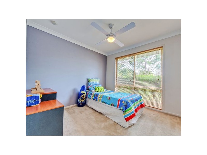 3 Tannadice Court, Regents Park QLD 4118