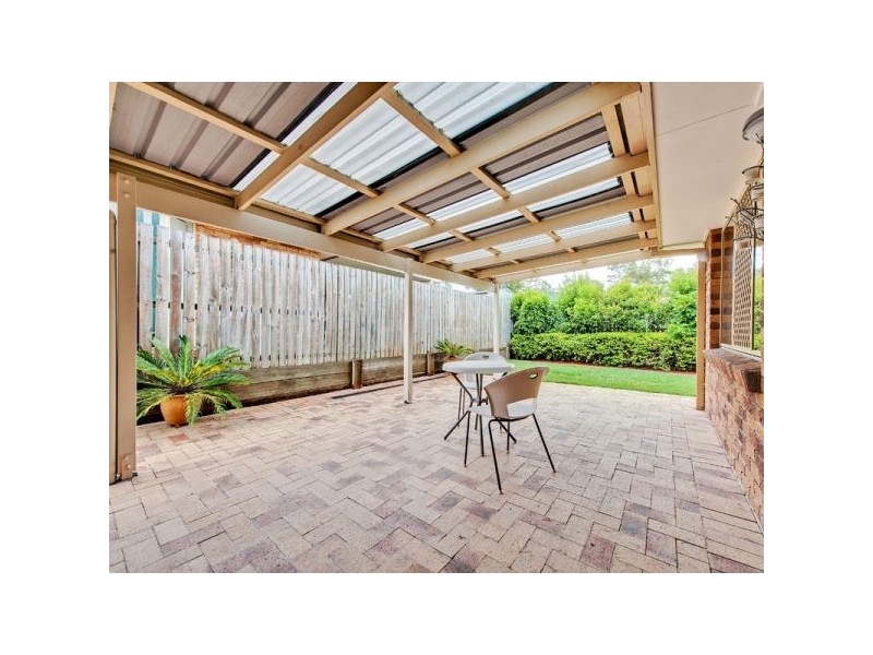 3 Tannadice Court, Regents Park QLD 4118