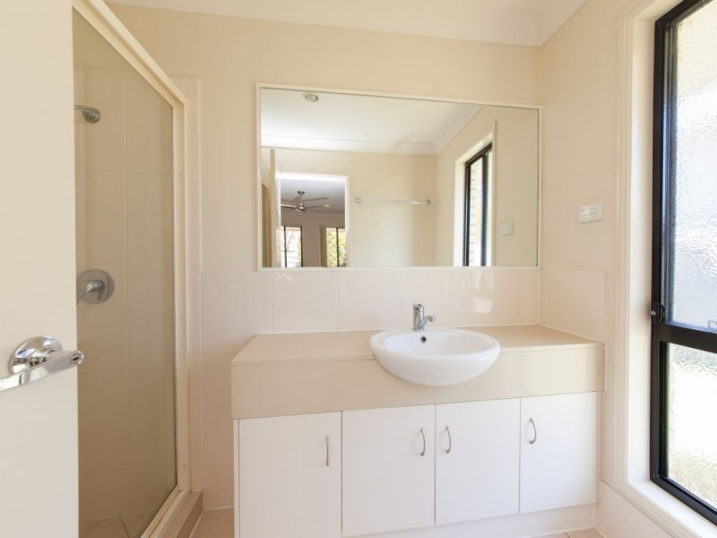 27 Chetwynd Street, Redbank Plains QLD 4301