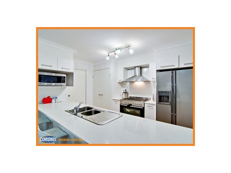 8 Hegarty Street, Mitchelton QLD 4053