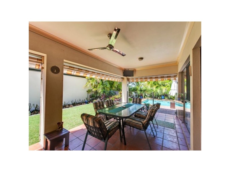 555 Oyster Cove Prom, Helensvale QLD 4212