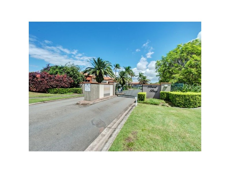 555 Oyster Cove Prom, Helensvale QLD 4212