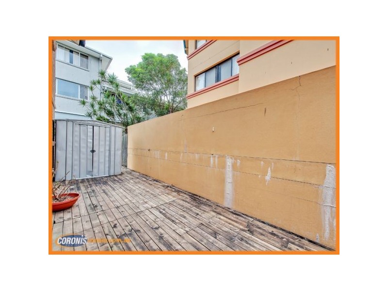 3/45 Bayview Street, Runaway Bay QLD 4216