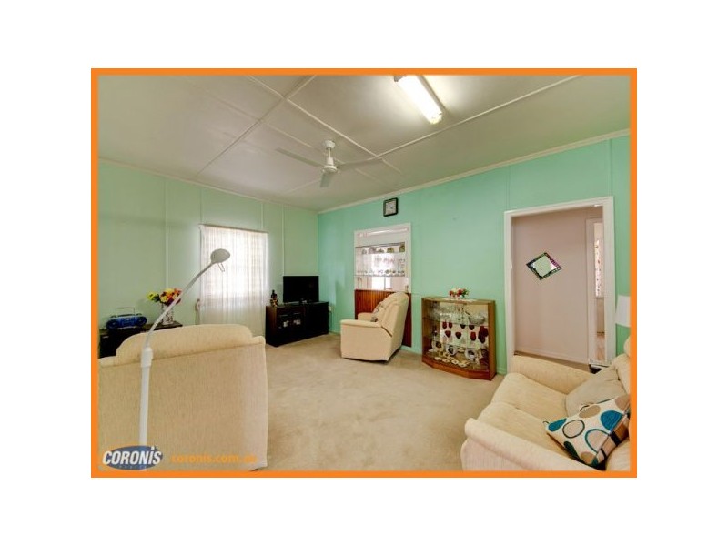 217 Rainbow Street, Sandgate QLD 4017