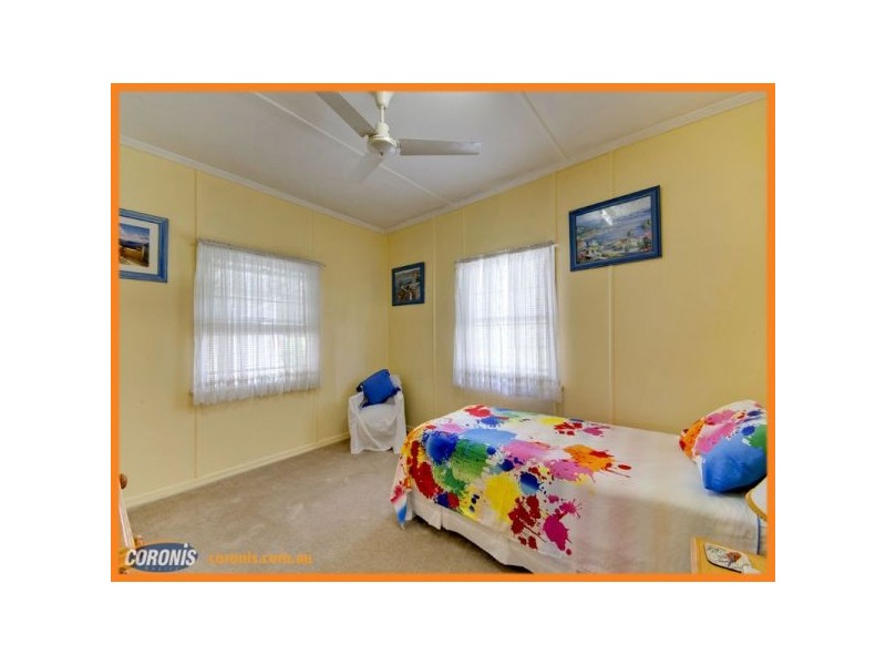 217 Rainbow Street, Sandgate QLD 4017