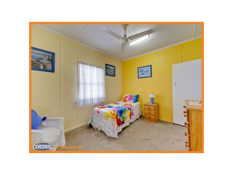 217 Rainbow Street, Sandgate QLD 4017