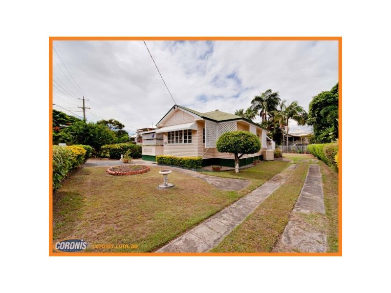 217 Rainbow Street, Sandgate QLD 4017