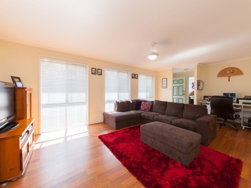 3 Fontenay Court, Petrie QLD 4502