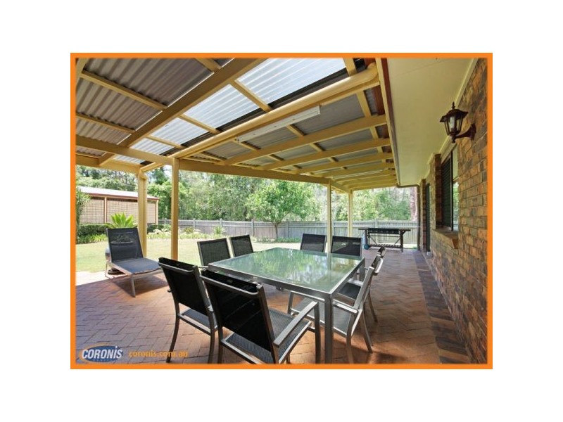 9 Amanda Place, Bridgeman Downs QLD 4035