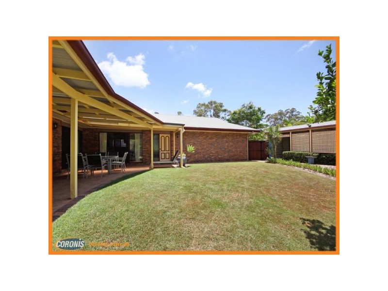 9 Amanda Place, Bridgeman Downs QLD 4035