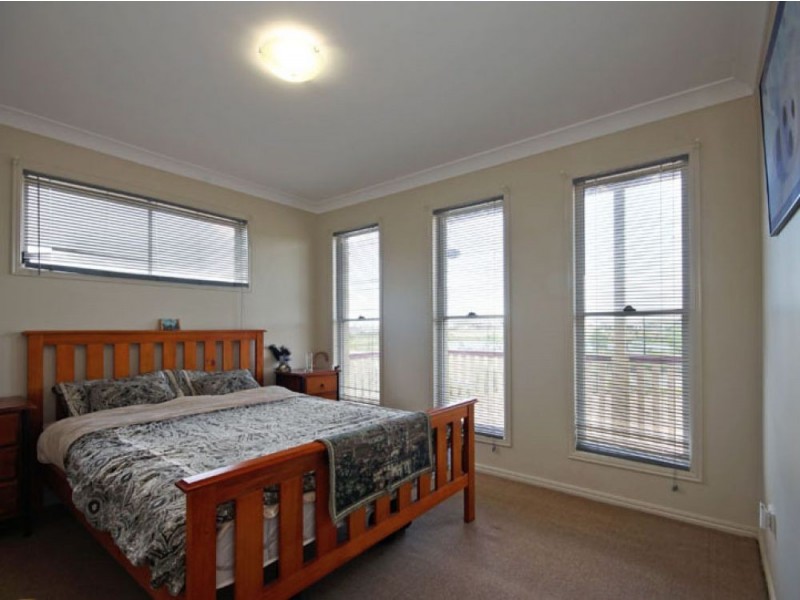 22 Caspian Parade, Warner QLD 4500