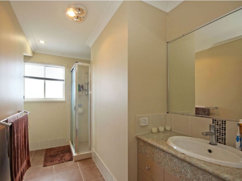 22 Caspian Parade, Warner QLD 4500