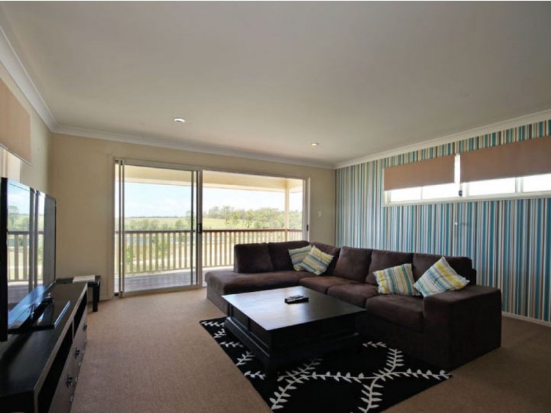 22 Caspian Parade, Warner QLD 4500